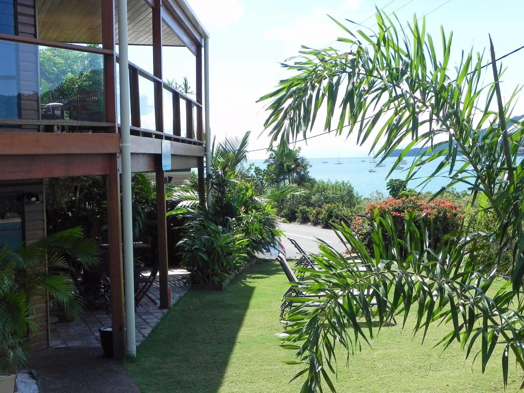 Airlie Waterfront Bed & Breakfast แอร์ลีบีช ภายนอก รูปภาพ